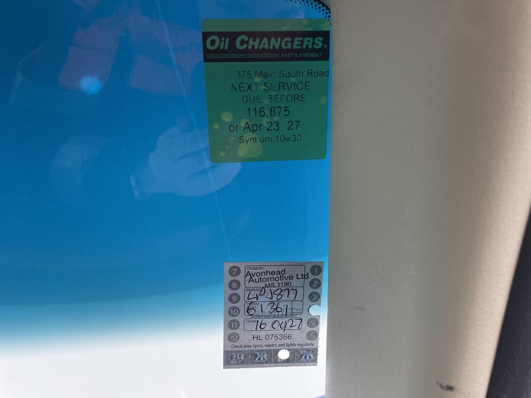 Photo '24' of Nissan Tiida