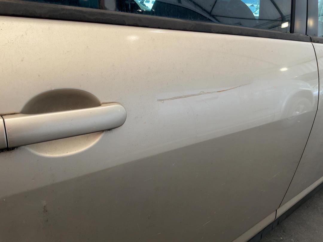 Photo '5' of Nissan Tiida