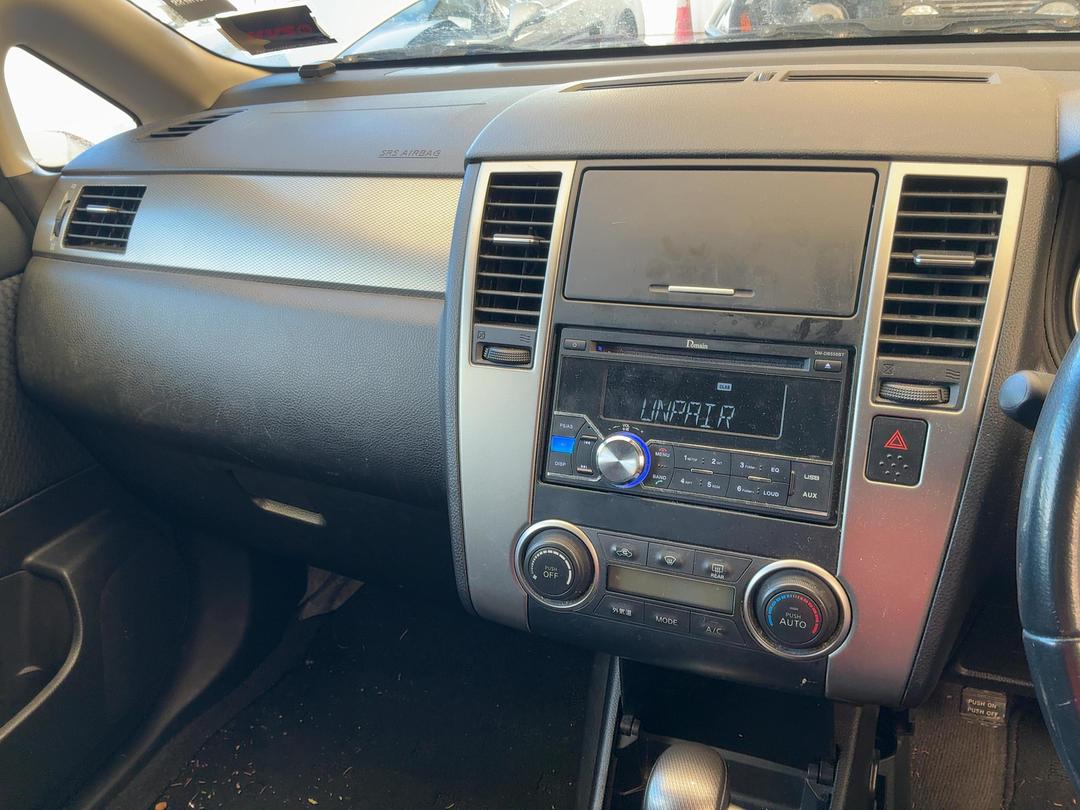 Photo '16' of Nissan Tiida