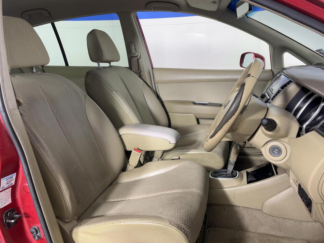 Photo '16' of Nissan Tiida