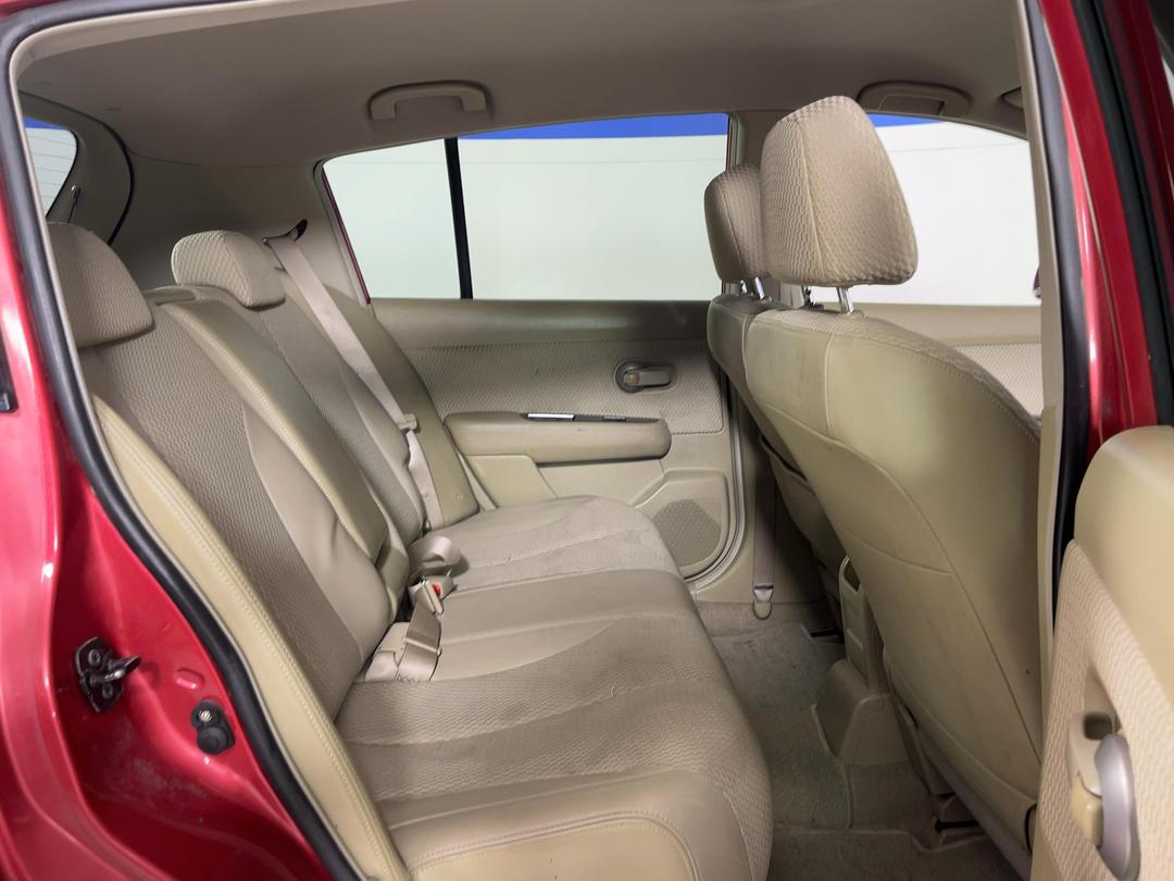 Photo '20' of Nissan Tiida