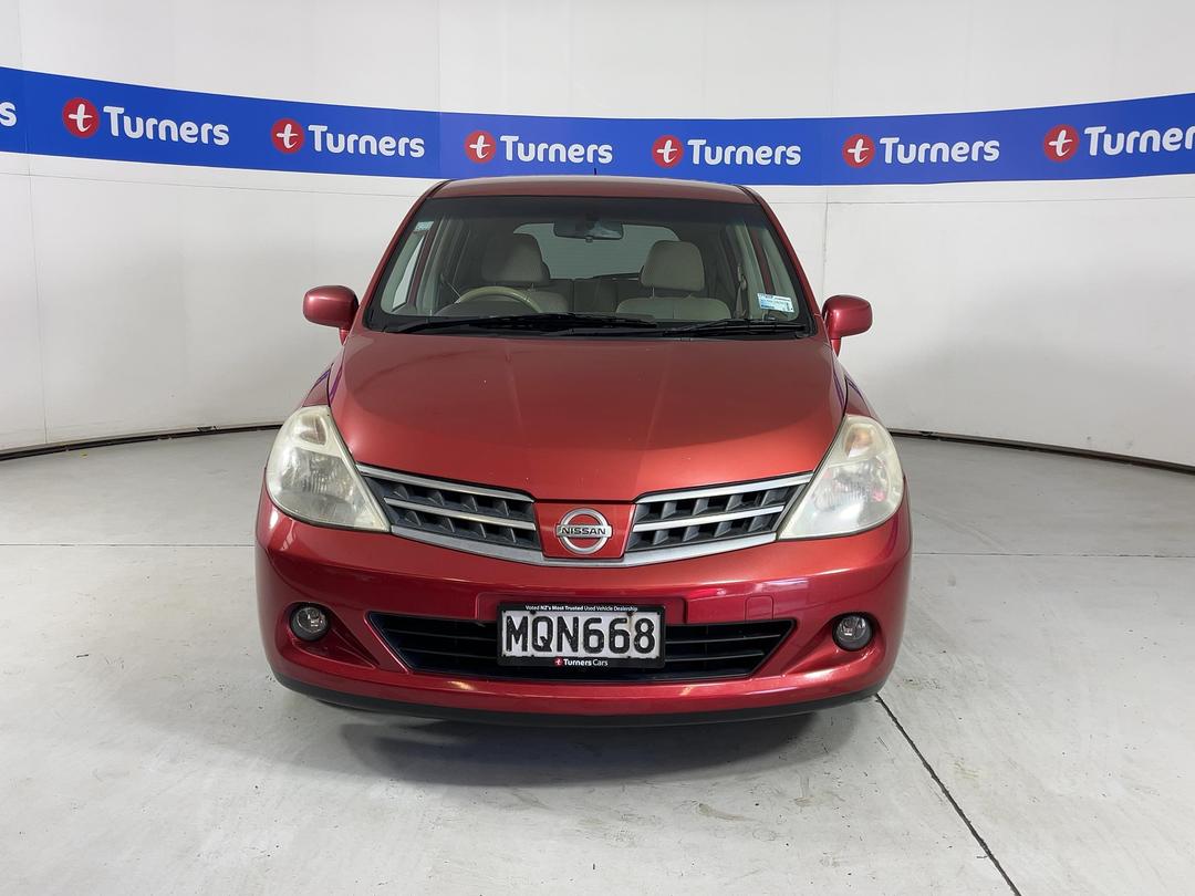 Photo '2' of Nissan Tiida