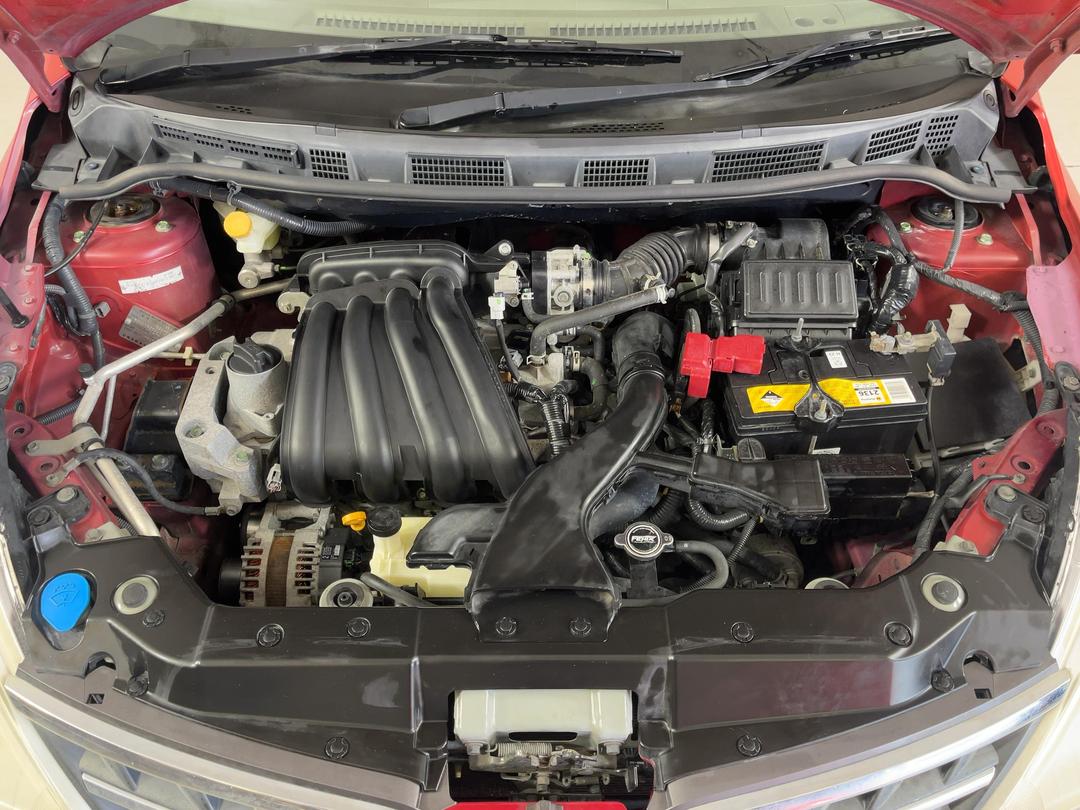 Photo '13' of Nissan Tiida