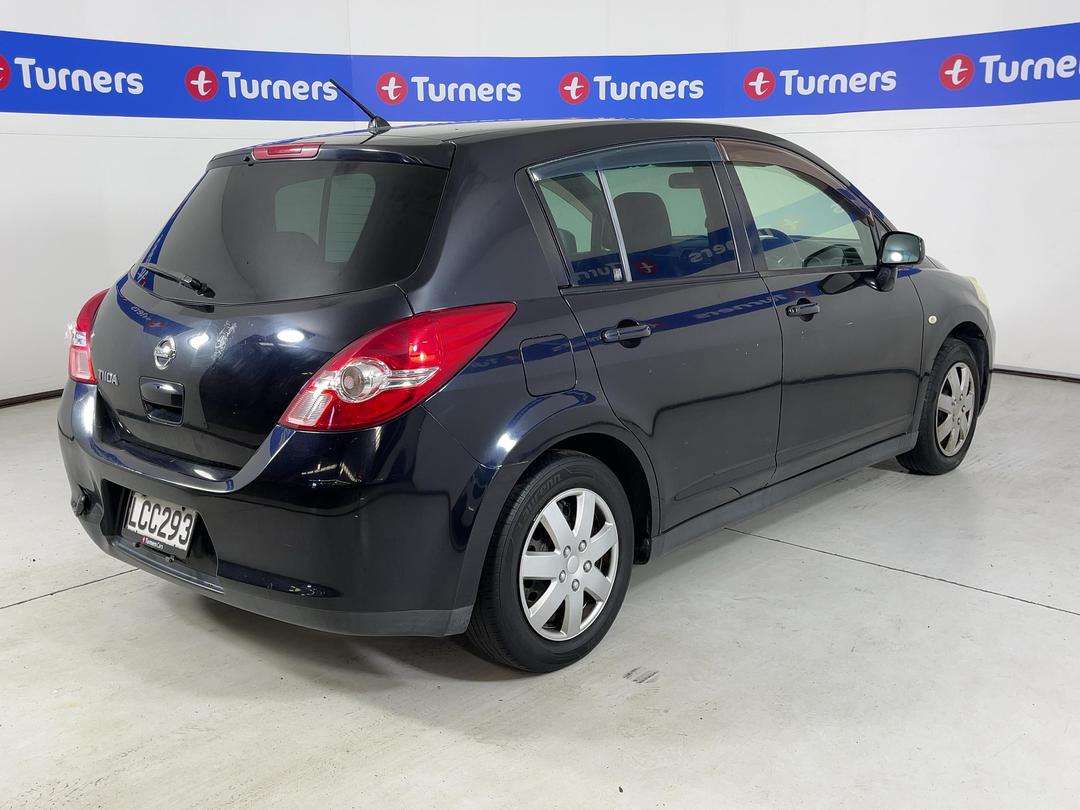 Photo '7' of Nissan Tiida