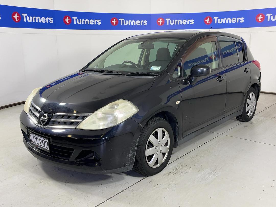 Photo '4' of Nissan Tiida