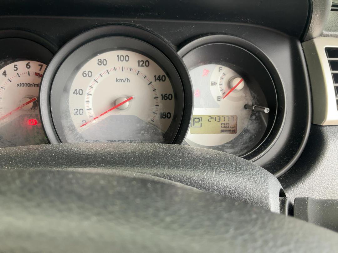 Photo '11' of Nissan Tiida