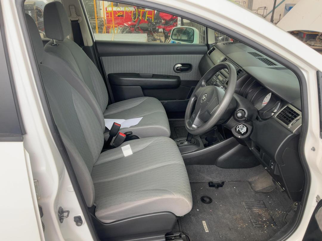 Photo '12' of Nissan Tiida