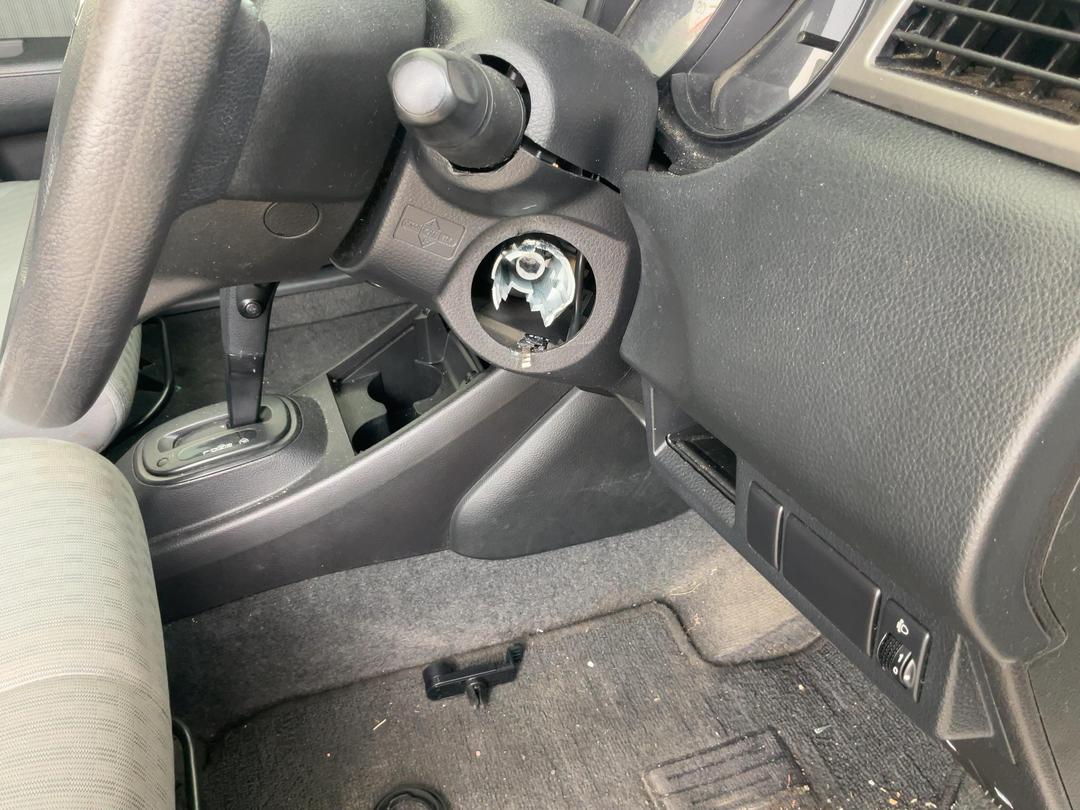 Photo '13' of Nissan Tiida