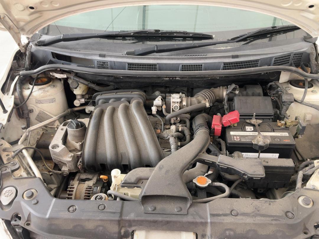 Photo '15' of Nissan Tiida