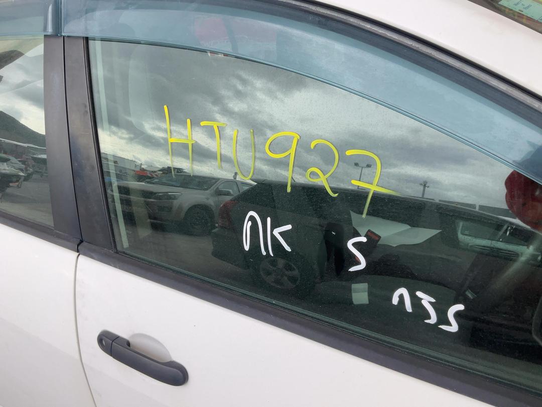 Photo '21' of Nissan Tiida