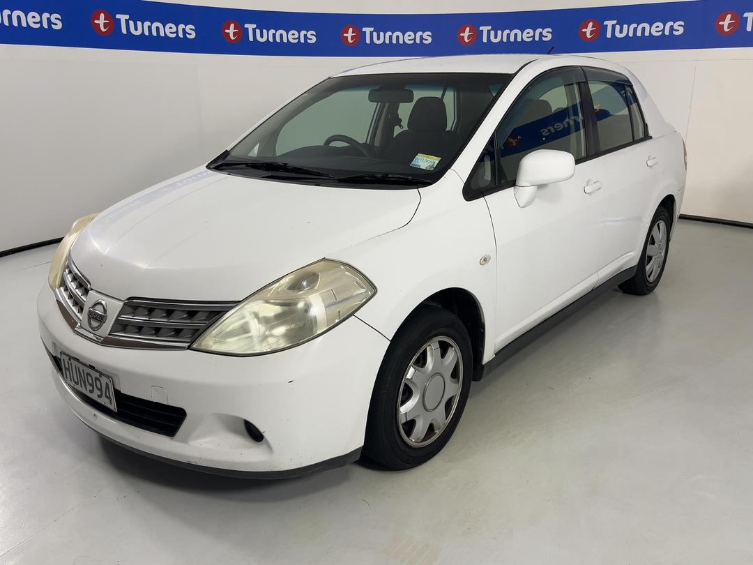 Photo '4' of Nissan Tiida
