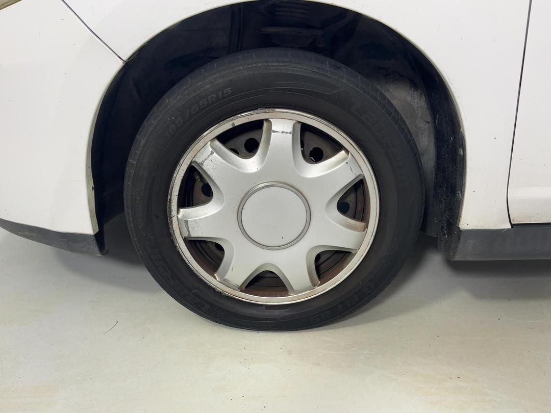 Photo '10' of Nissan Tiida