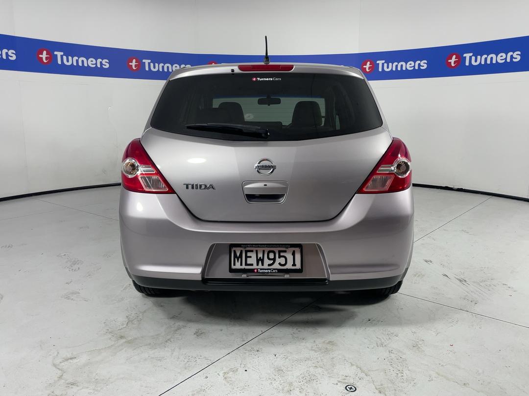 Photo '6' of Nissan Tiida