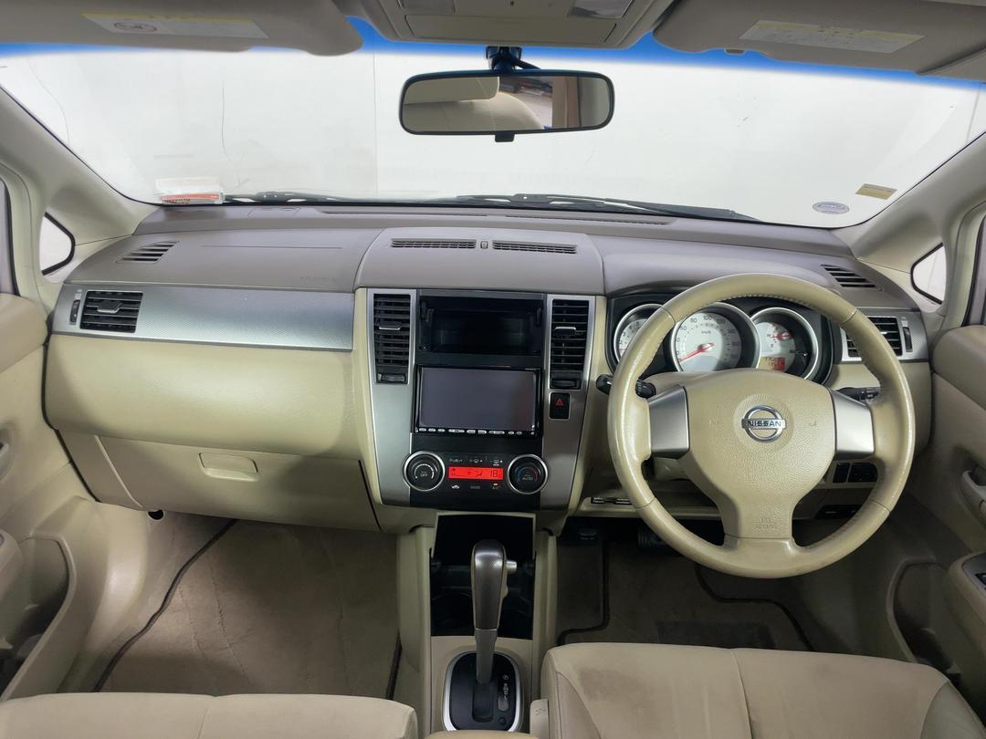 Photo '17' of Nissan Tiida