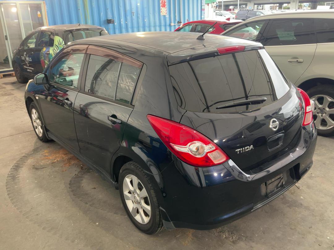 Photo '5' of Nissan Tiida Photo '5' of Nissan Tiida
