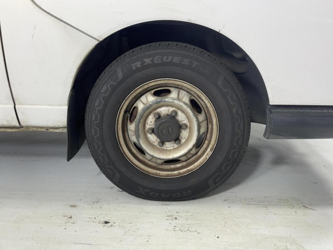 Photo '7' of Nissan Urvan Photo '7' of Nissan Urvan