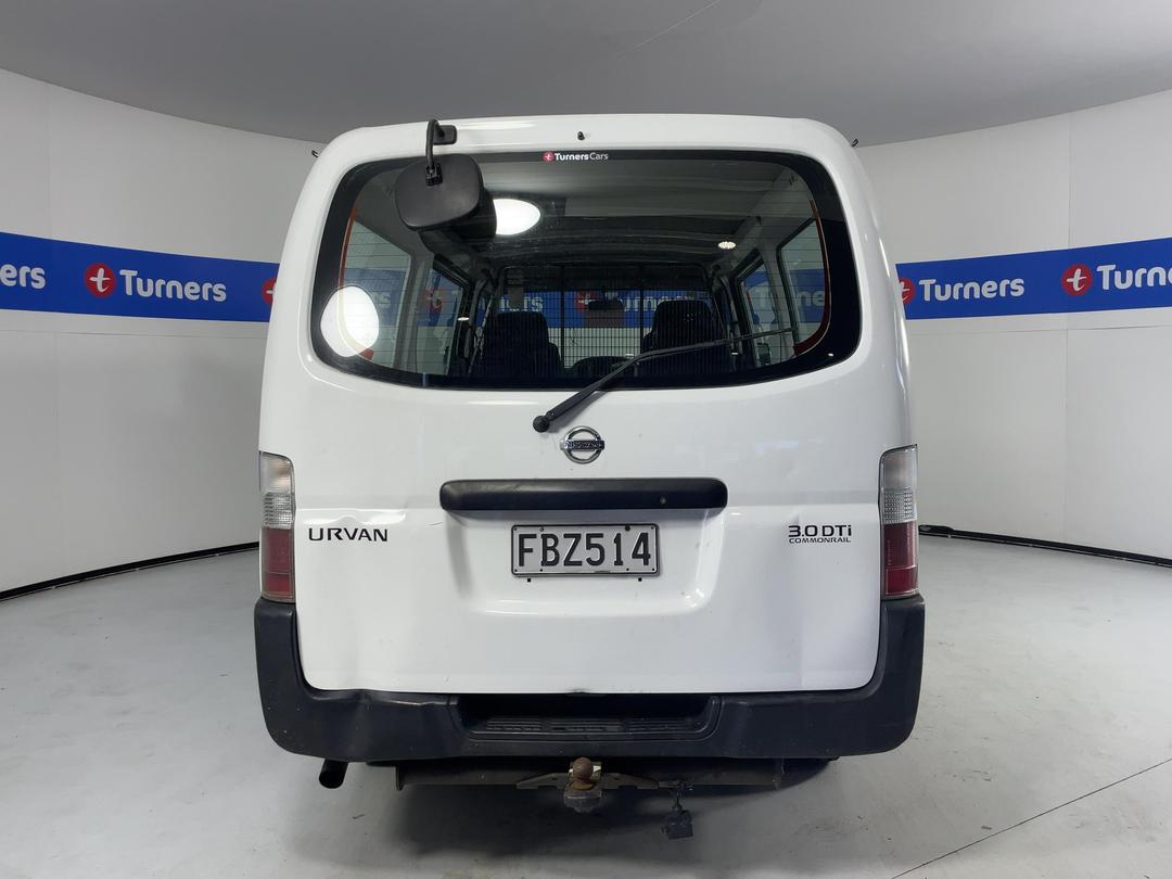 Photo '5' of Nissan Urvan Photo '5' of Nissan Urvan