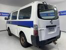 Thumbnail '4' of Nissan Urvan
