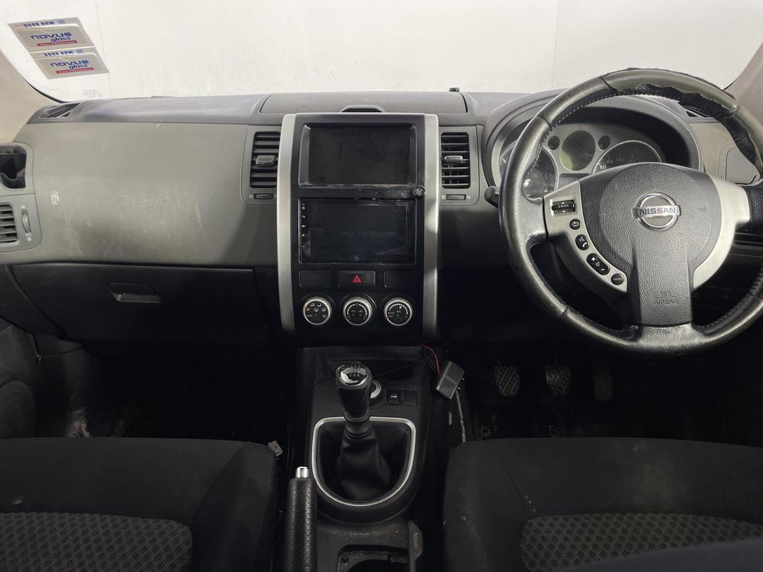 Photo '16' of Nissan X-Trail