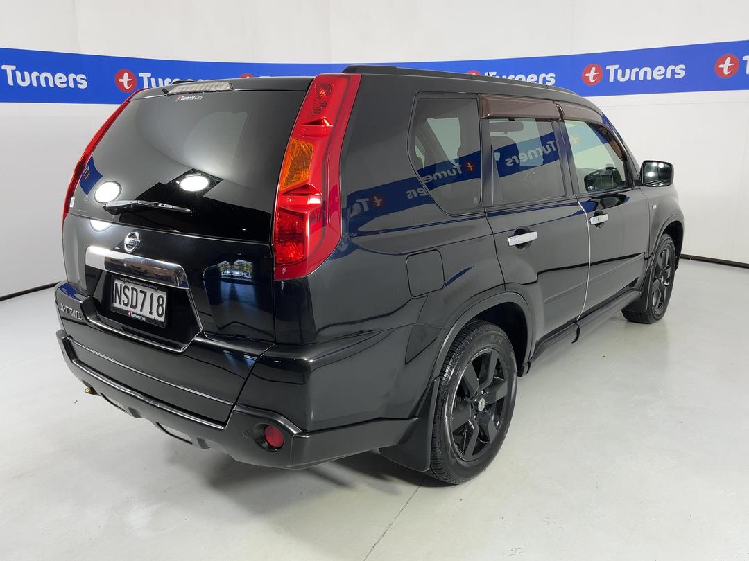 Photo '7' of Nissan X-Trail