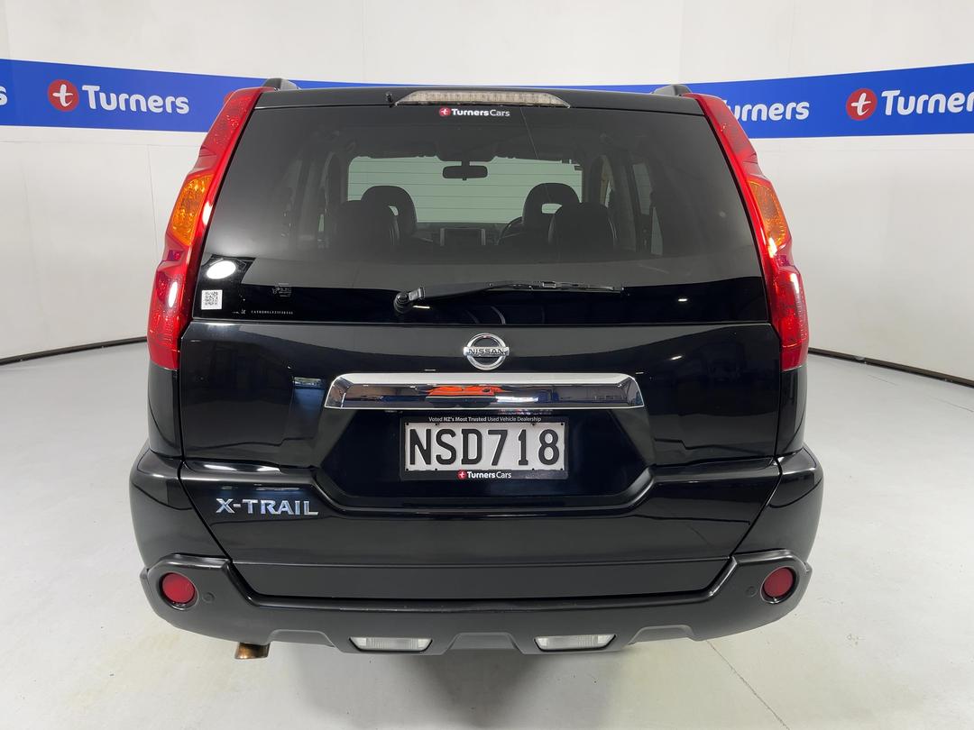 Photo '6' of Nissan X-Trail