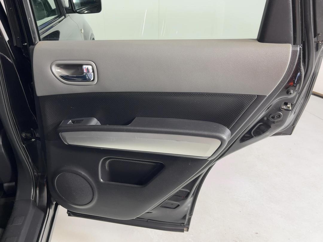 Photo '19' of Nissan X-Trail