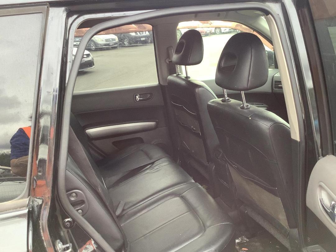 Photo '11' of Nissan X-Trail