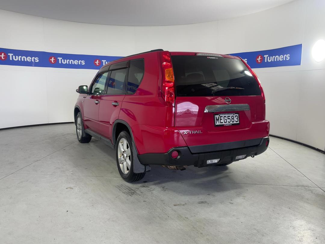 Photo '4' of Nissan X-Trail