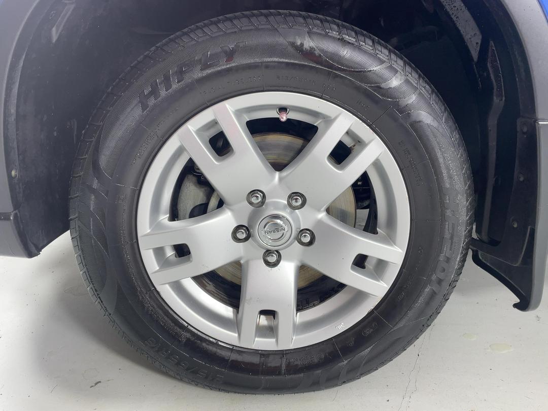 Photo '10' of Nissan X-Trail