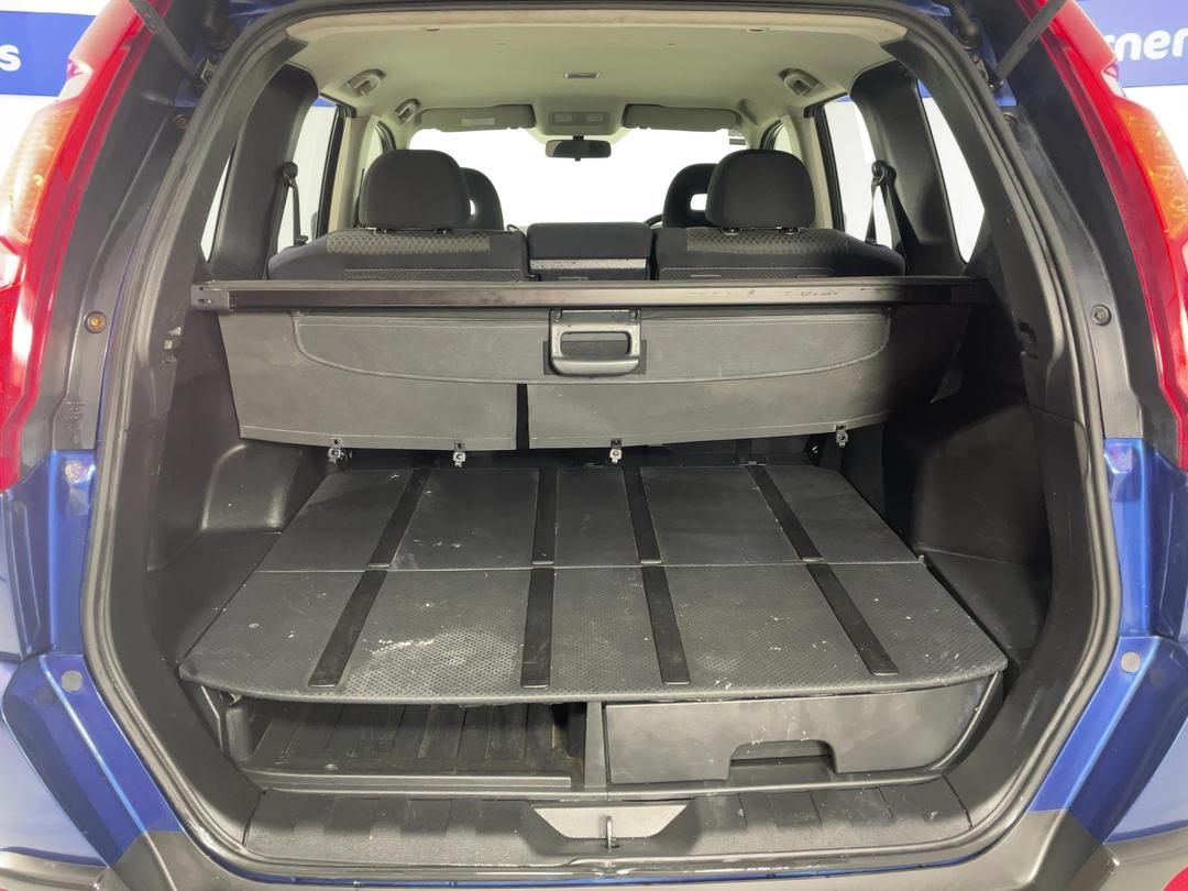 Photo '14' of Nissan X-Trail