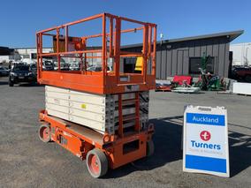 Image of 2009 Snorkel S3246E Scissor Lift