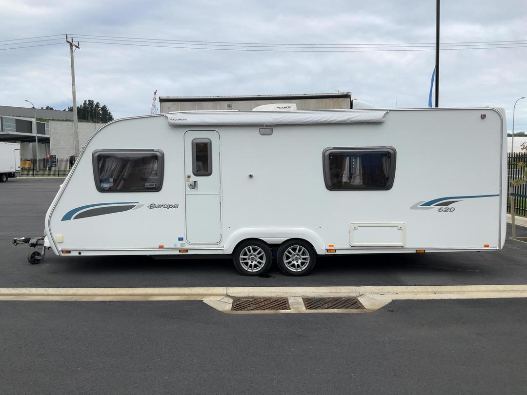 Photo '6' of Sterling Europa 620 Caravan - Tandem