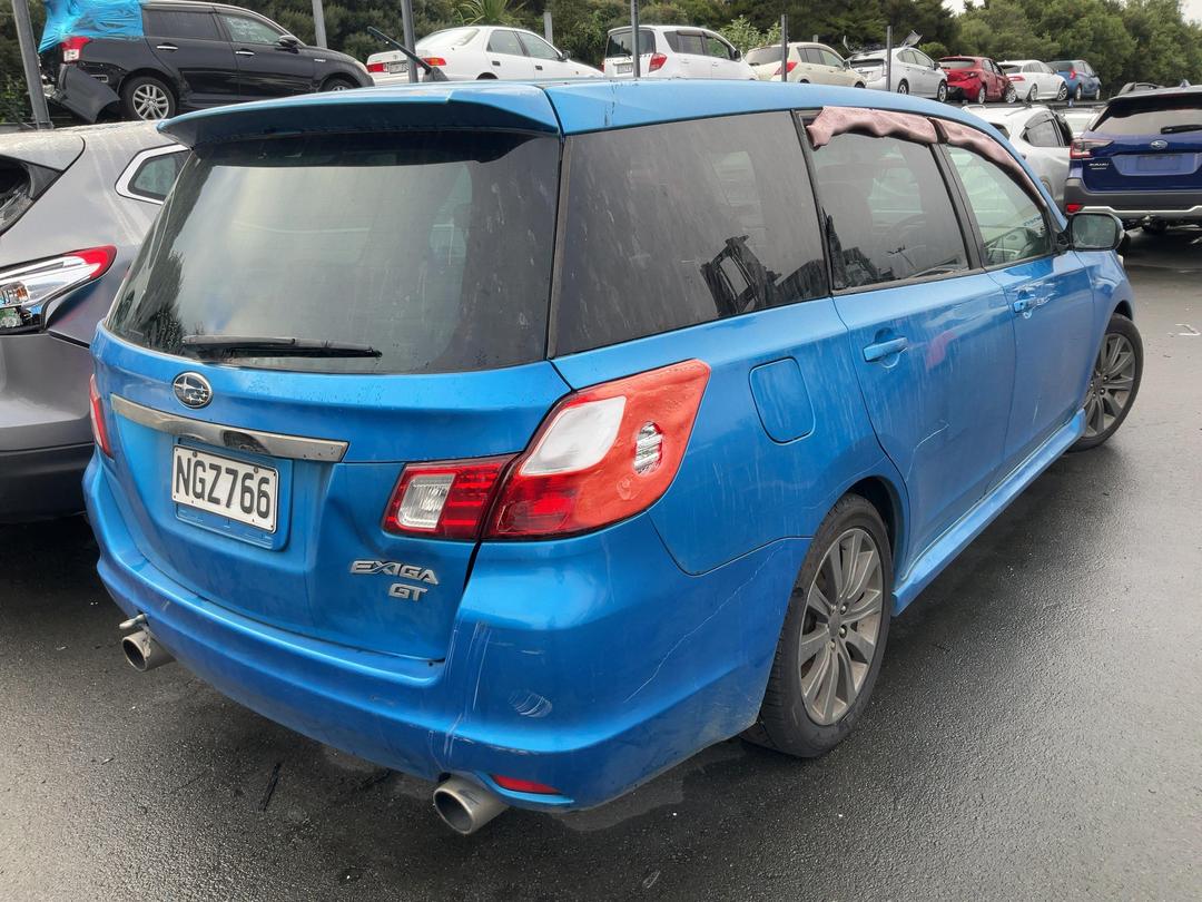 Photo '4' of Subaru Exiga