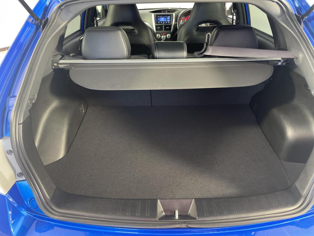 Photo '14' of Subaru Impreza