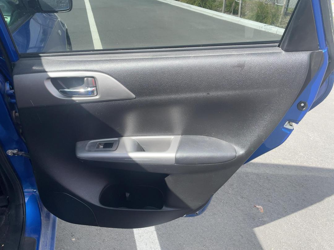 Photo '17' of Subaru Impreza Photo '17' of Subaru Impreza