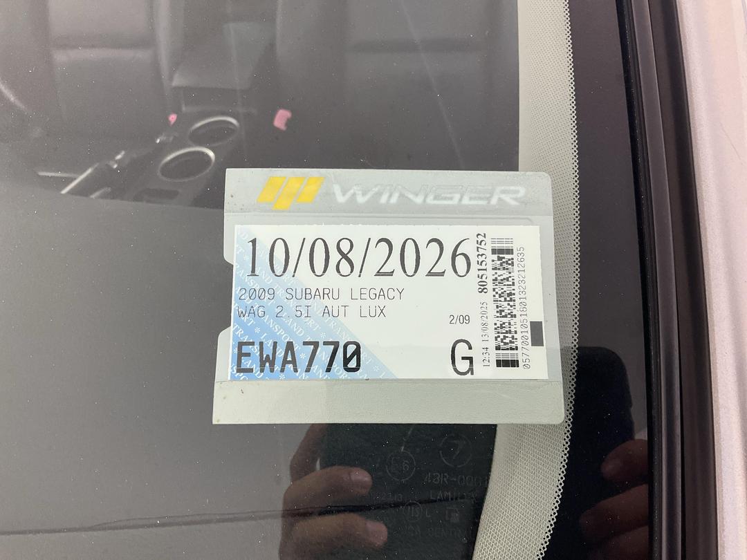 Photo '25' of Subaru Legacy