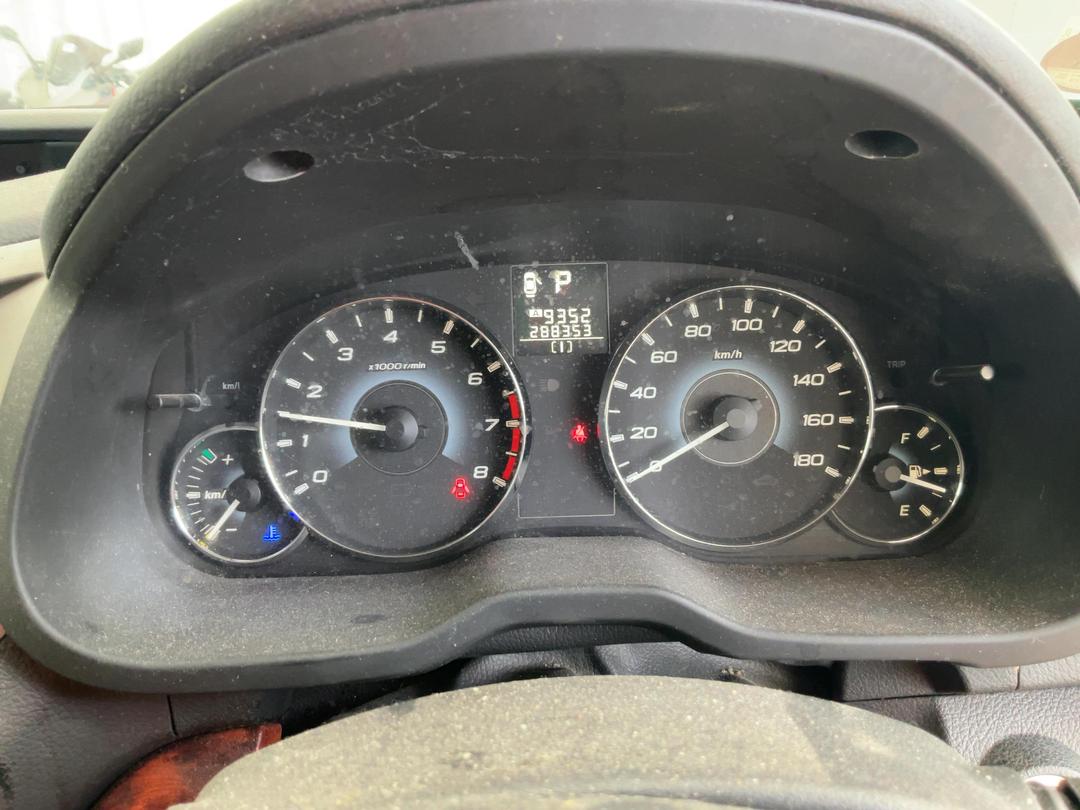 Photo '10' of Subaru Legacy GT-L