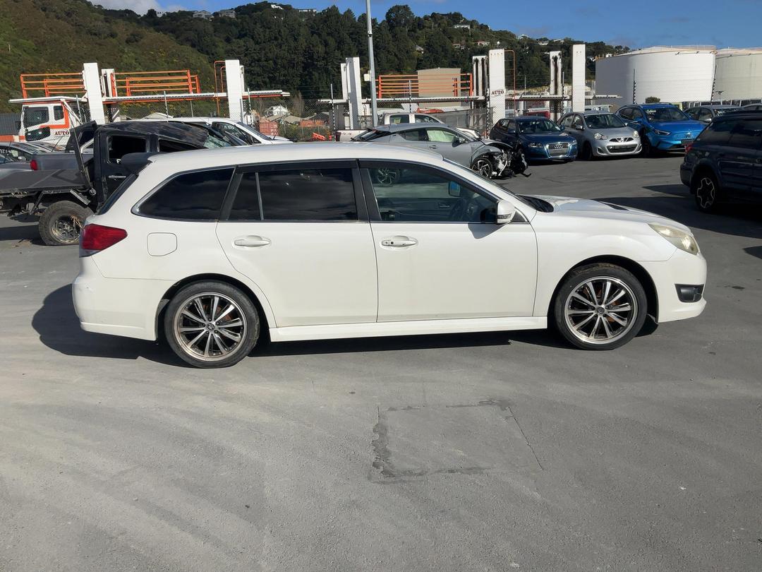 Photo '8' of Subaru Legacy Photo '8' of Subaru Legacy