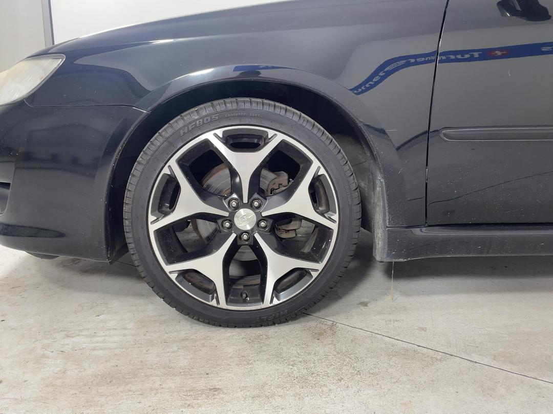 Photo '8' of Subaru Legacy I LE Photo '8' of Subaru Legacy I LE