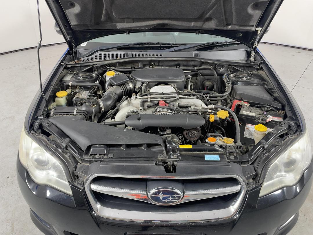 Photo '11' of Subaru Legacy I LE Photo '11' of Subaru Legacy I LE