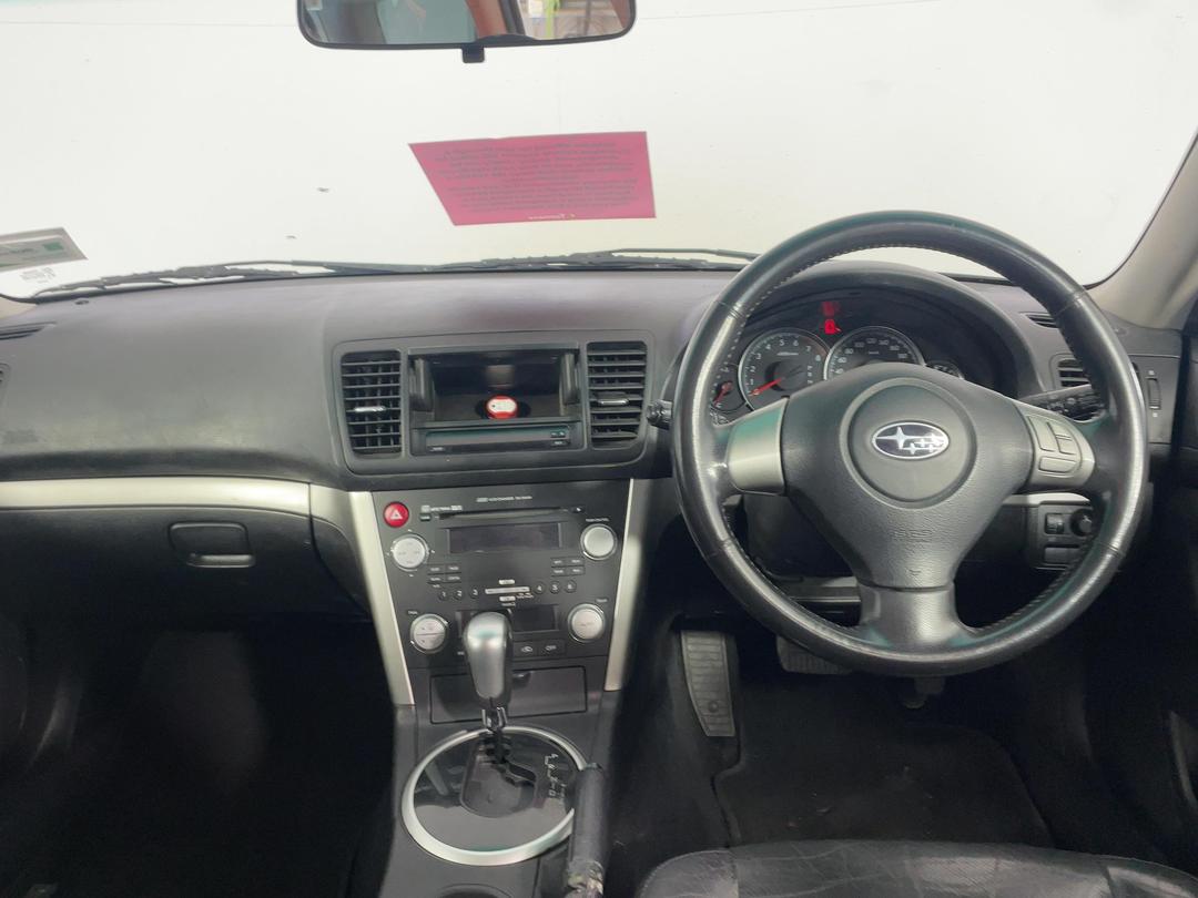 Photo '15' of Subaru Legacy I LE Photo '15' of Subaru Legacy I LE