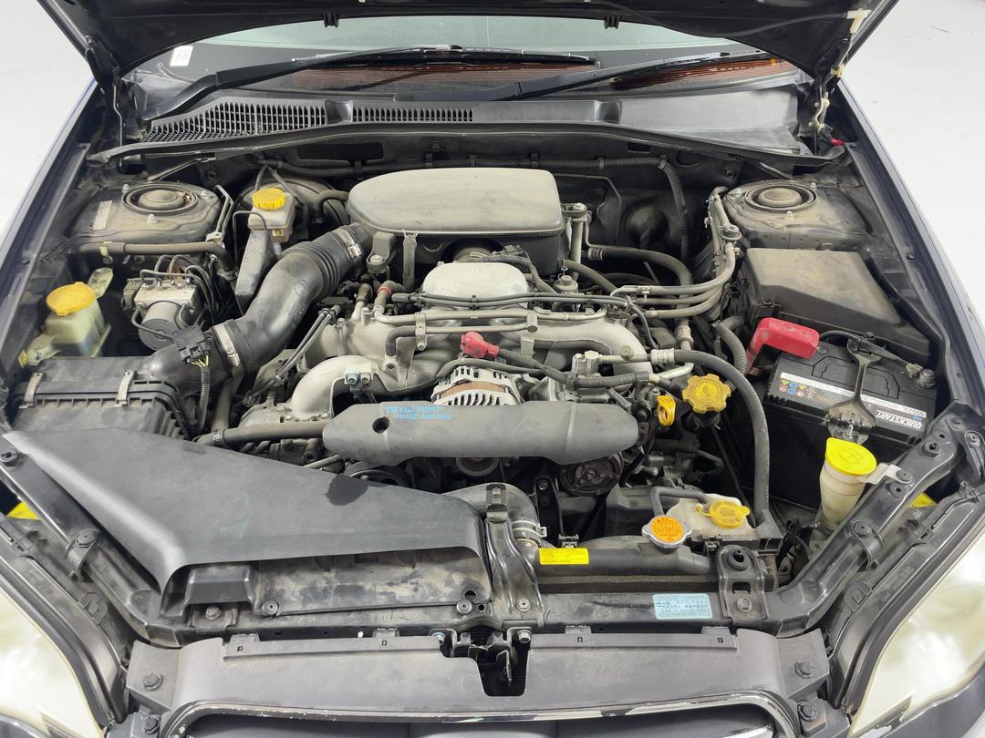 Photo '13' of Subaru Legacy