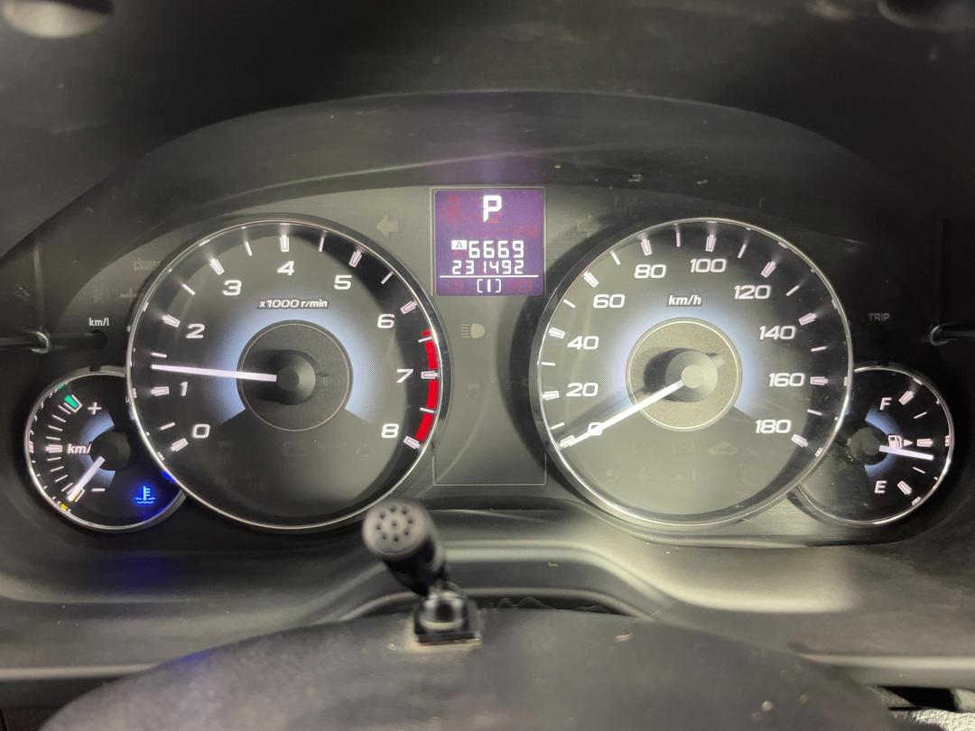 Photo '21' of Subaru Legacy
