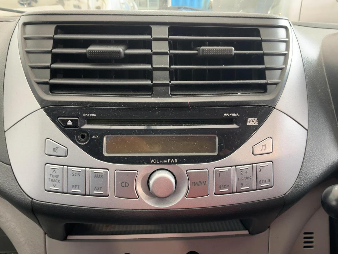Photo '10' of Suzuki Alto GLA Photo '10' of Suzuki Alto GLA