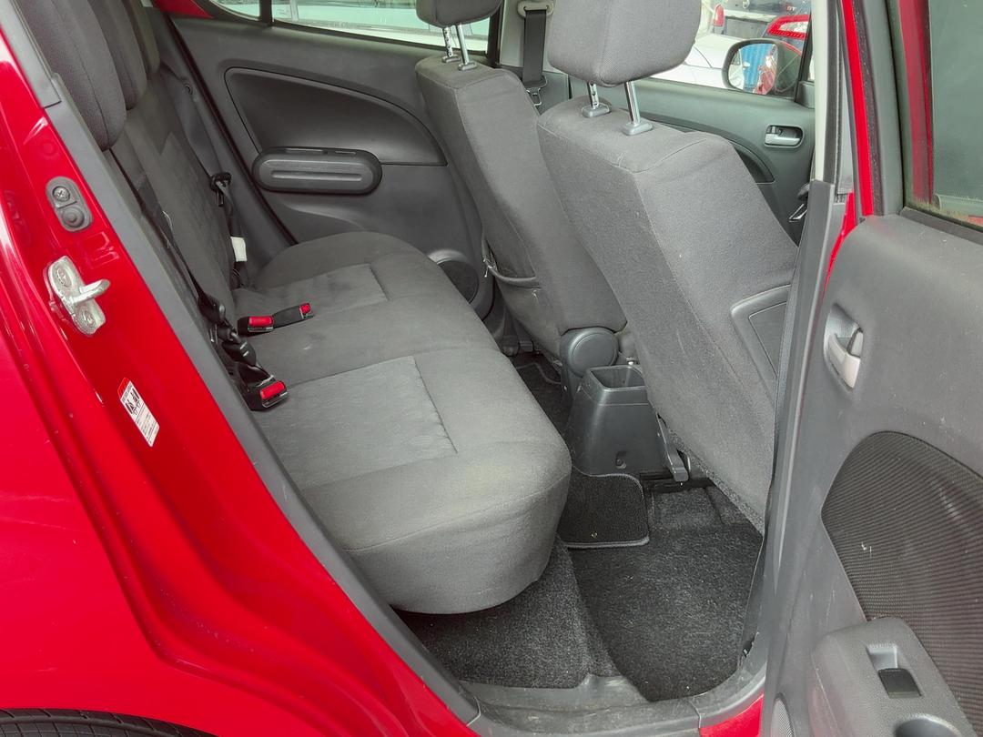 Photo '17' of Suzuki Splash Photo '17' of Suzuki Splash