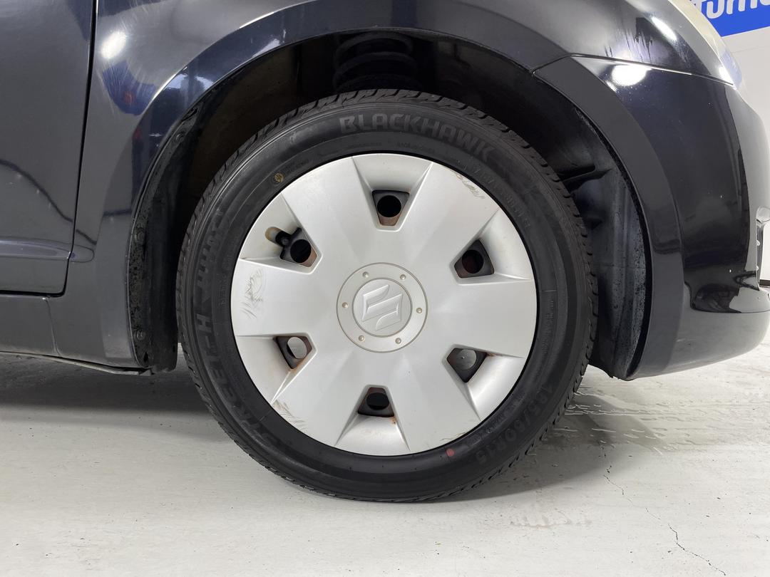 Photo '9' of Suzuki Swift