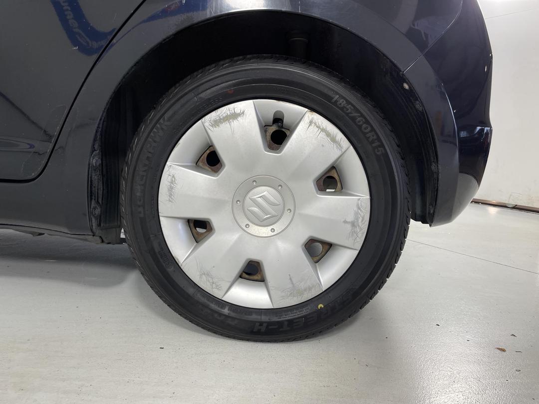 Photo '11' of Suzuki Swift