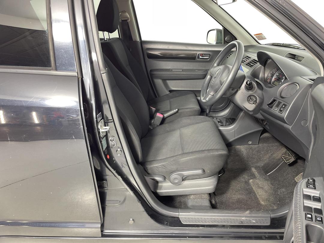 Photo '16' of Suzuki Swift