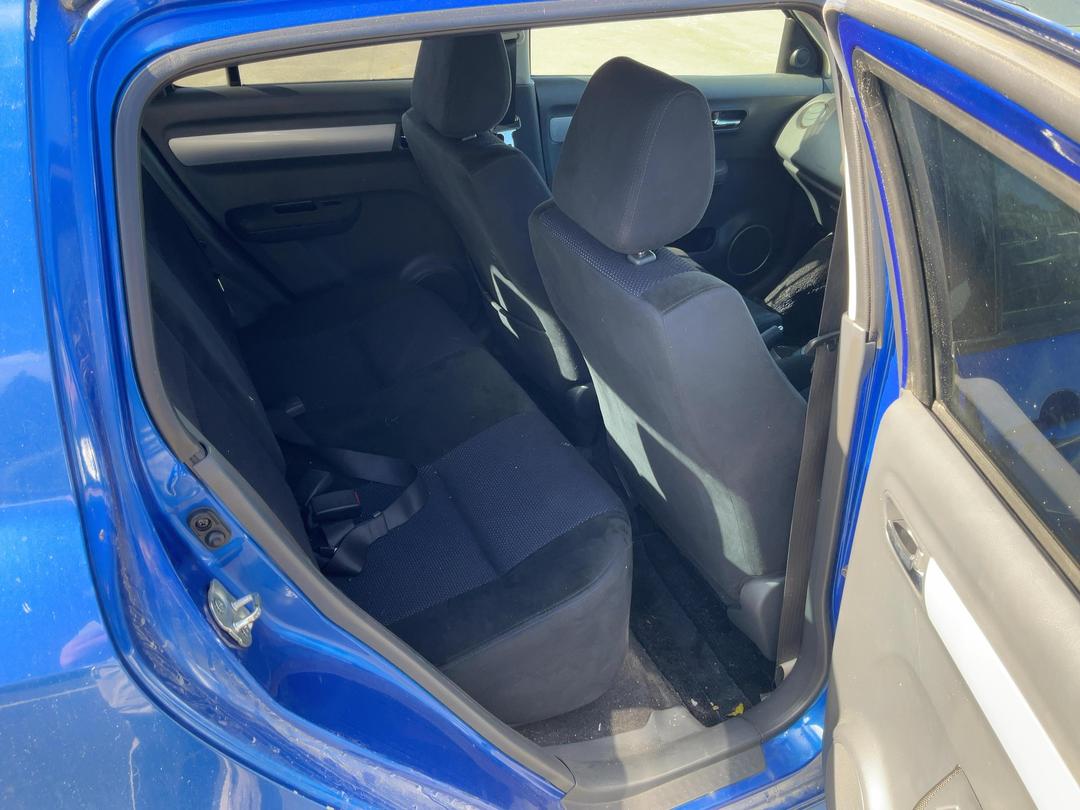 Photo '16' of Suzuki Swift