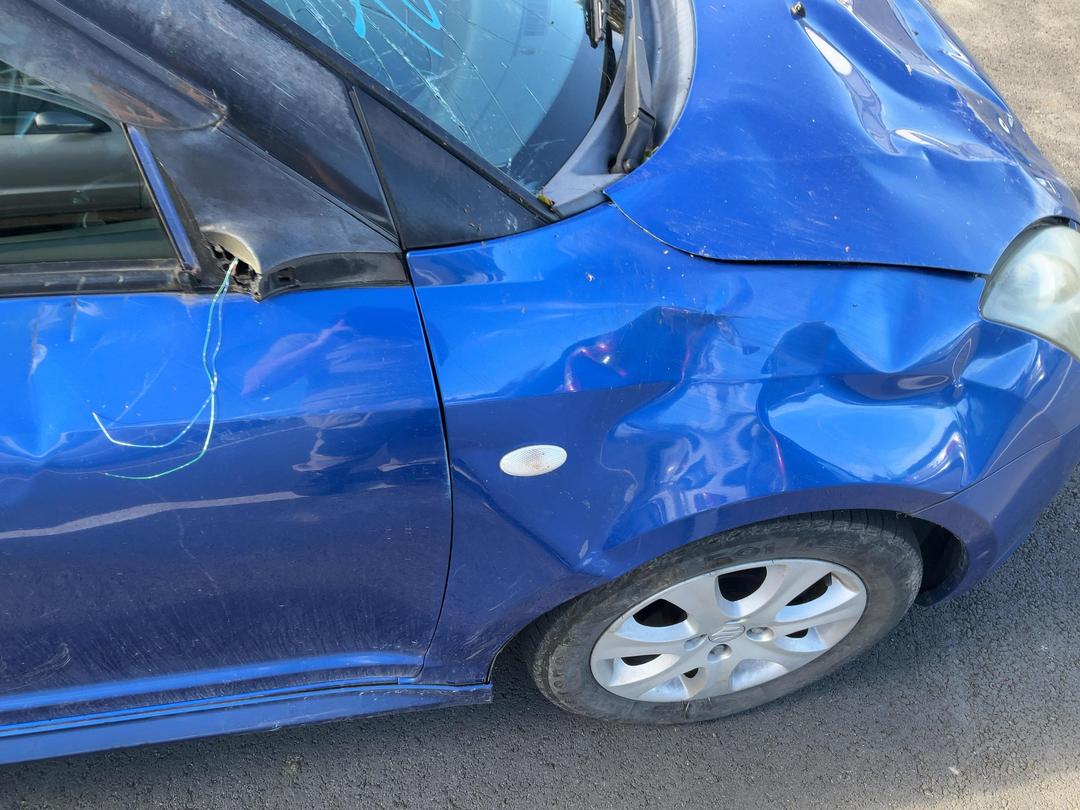 Photo '11' of Suzuki Swift